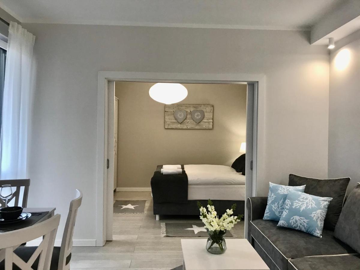 Apartamenty Porto Eli รอวี ภายนอก รูปภาพ