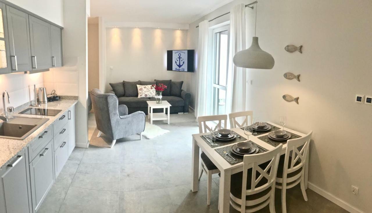 Apartamenty Porto Eli รอวี ภายนอก รูปภาพ