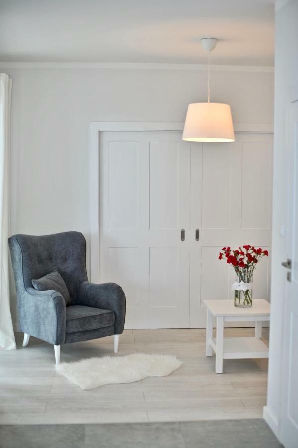 Apartamenty Porto Eli รอวี ภายนอก รูปภาพ