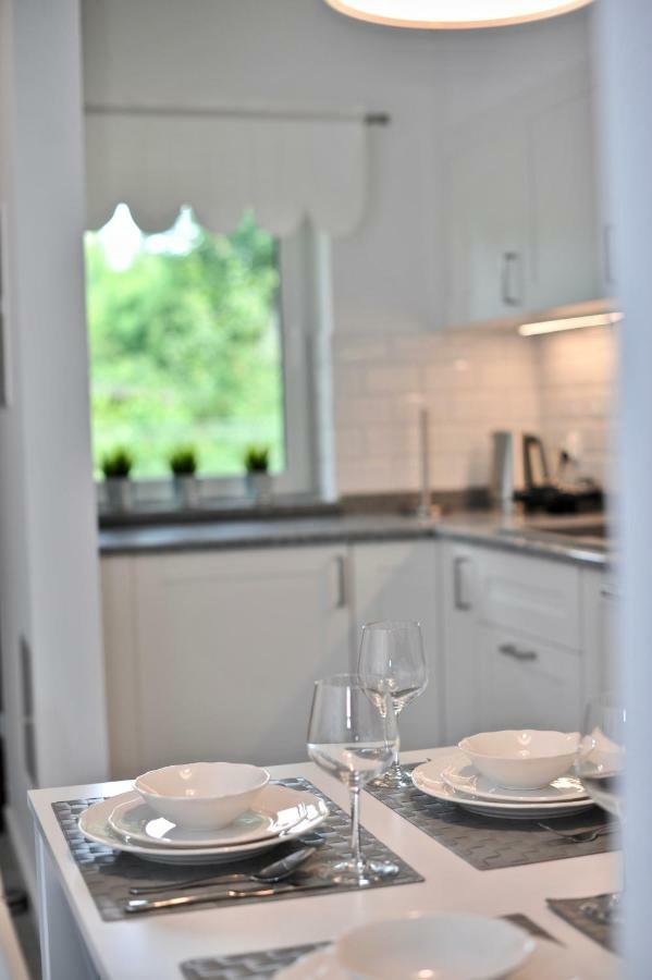 Apartamenty Porto Eli รอวี ภายนอก รูปภาพ